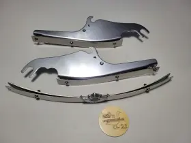 57062-00 Harley-davidson 2003 Softail 100th Anniversary Chrome Windshield Trim Mounts Oem