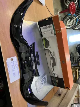 57400150 Harley-davidson Road Glide Windshield Trim Black #57400150