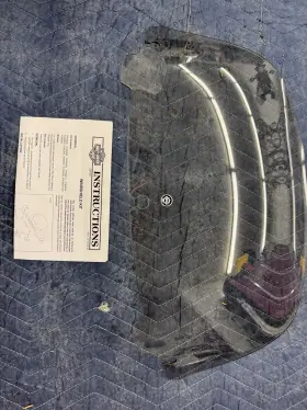 57400213 Harley-davidson Nos Oem Windshield Kit With Rolled Edge