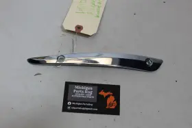 57400269 Harley-davidson 15-19 Oem Chrome Road Glide Cvo Windshield Left Trim