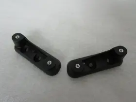 57400672 Harley-davidson 24 Flhx Street Glide Tall Windshield Mounting Blocks