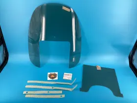 58065-94 Harley-davidson New Open Box Smoked Compact Low Windshield Lexan