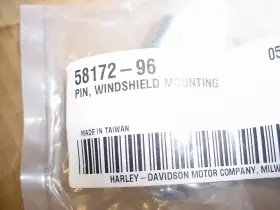 58172-96 Harley-davidson Windshield Mounting Stud Pin Softail Dyna Sportster