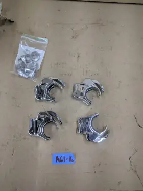 58200-04 Harley-davidson 39mm Sportster Dyna Quick Release Windshield Clamps
