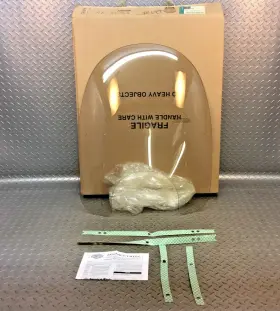 58327-97 Harley-davidson 94-25 Road King Flhr Clear Windshield Kit Open Box 58327-97 Harley-davidson 94-25 Road King Flhr Clear Windshield Kit Open Box