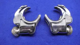 58740-05 Harley-davidson Genuine Softail Dyna Fld 41mm Windshield Upper Fairing Fork Clamps 84-17