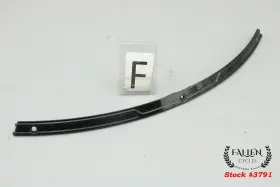 59261-09 Harley-davidson 2010 Electra Glide Cvo Windshield Accent Trim Gloss Black