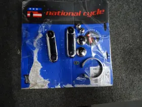 National Cycle 039489001581 Switch Blade Windshield Hardware Kit Hond Suzuki Victory Kit-q103