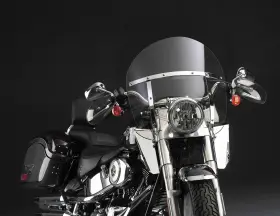 N21410 National Cycle Switchblade Chopped Windshield - Tint