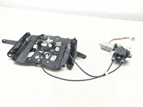 38400-10g40 Suzuki 13-18 Burgman An650 Front Windshield Motor