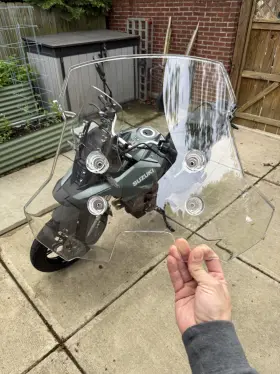 94611-25lc0 Suzuki Used 2024-26 Genuine V-strom 800 Windscreen