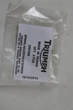 T2301342 Triumph Tiger 800 800xc Oem Windscreen Windshield Adjuster Springs Spring Set
